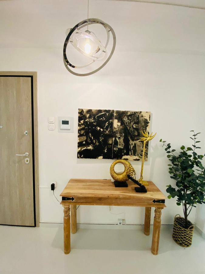 2 Bd Apt In Koukaki 8' Away From Acropolis Ateny Zewnętrze zdjęcie